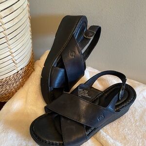 Born Women's Black Sandals